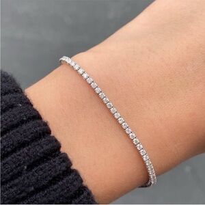 18k White Gold Plated Tennis Bracelet